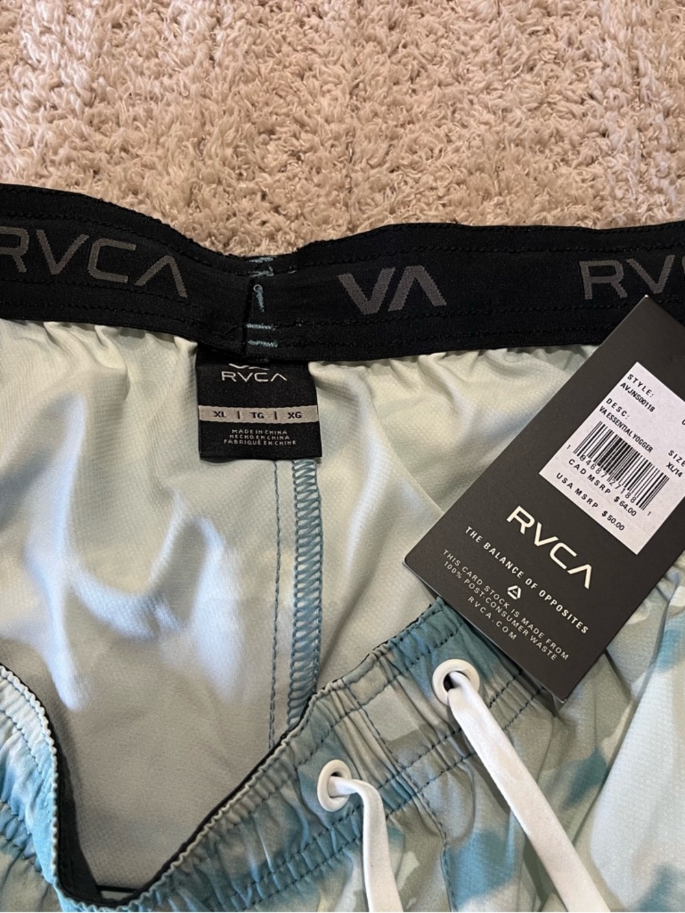 RVCA Teal & Cream Cloud Camouflage Running Shorts - Picture 3 of 3